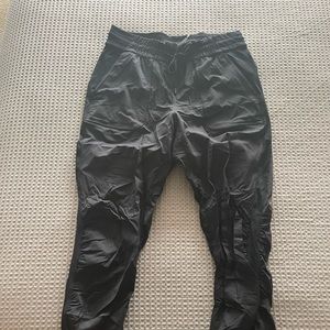Lululemon dance pants size 10 worn once